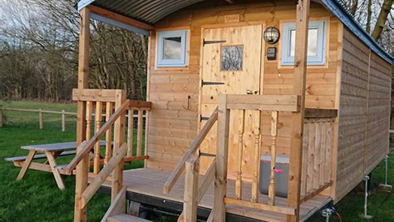 Glamping Pods And Shepherd's Huts, Camping
