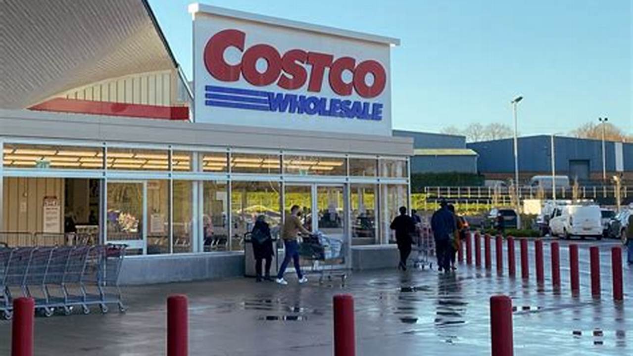 Is Costco Open New Years Eve 2024