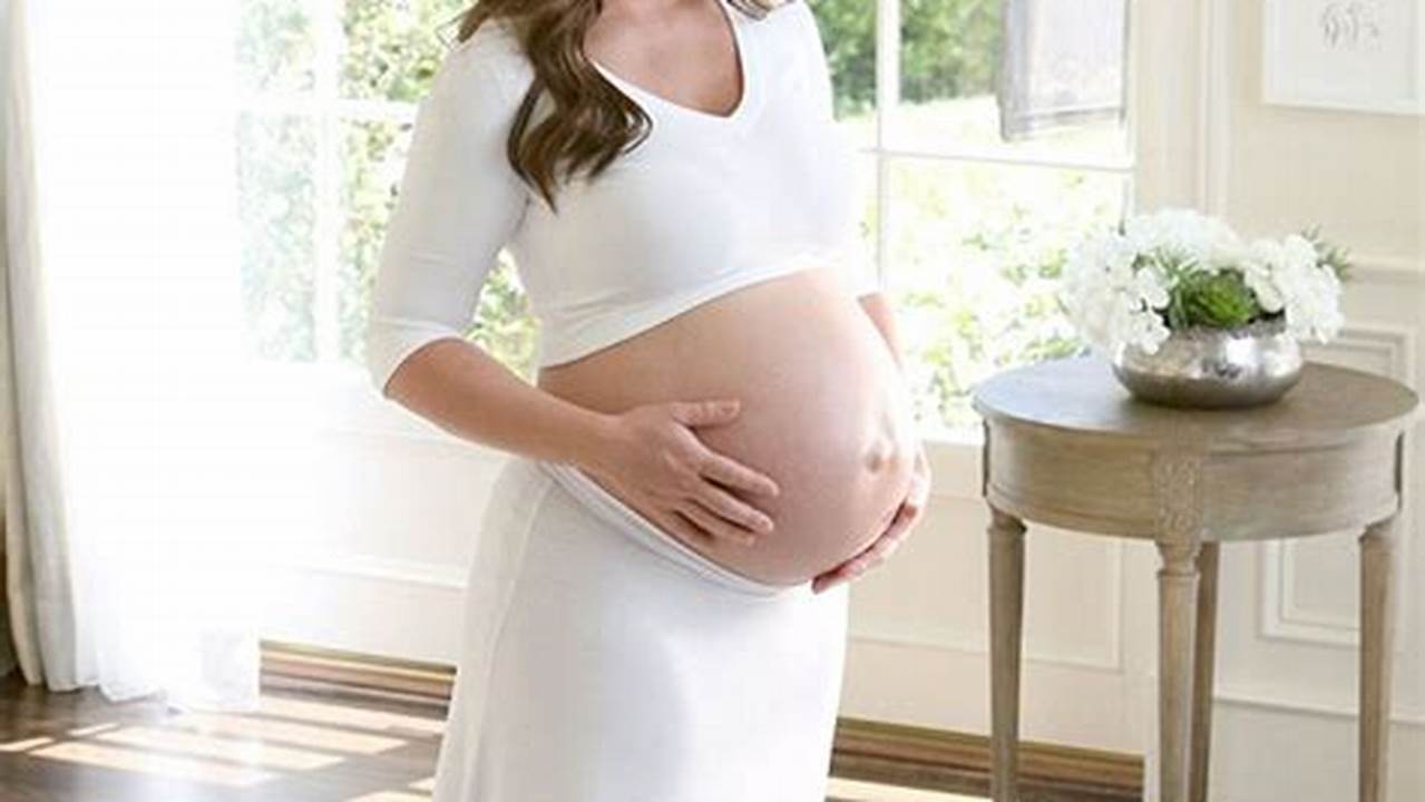 Is Jennifer Love Hewitt Pregnant In 2024
