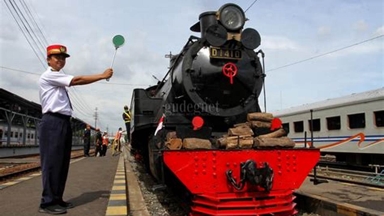 Layanan Kereta Api Jarak Jauh Dan Lokal, Kuliner