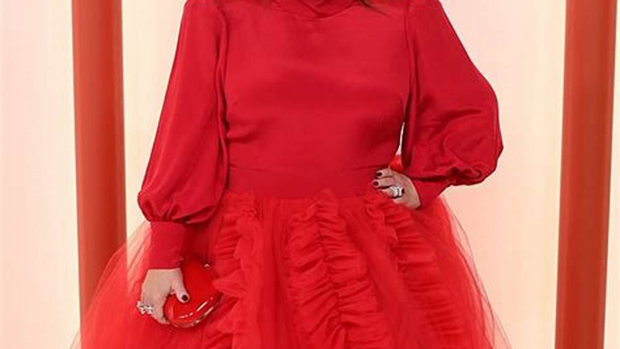 Melissa Mccarthy Oscars 2024 Dress