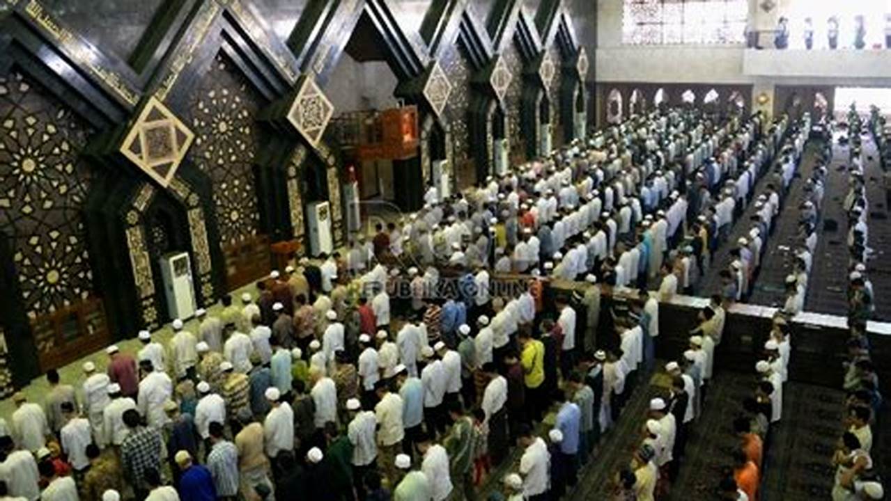 Membantu Umat Islam Beribadah, Ramadhan