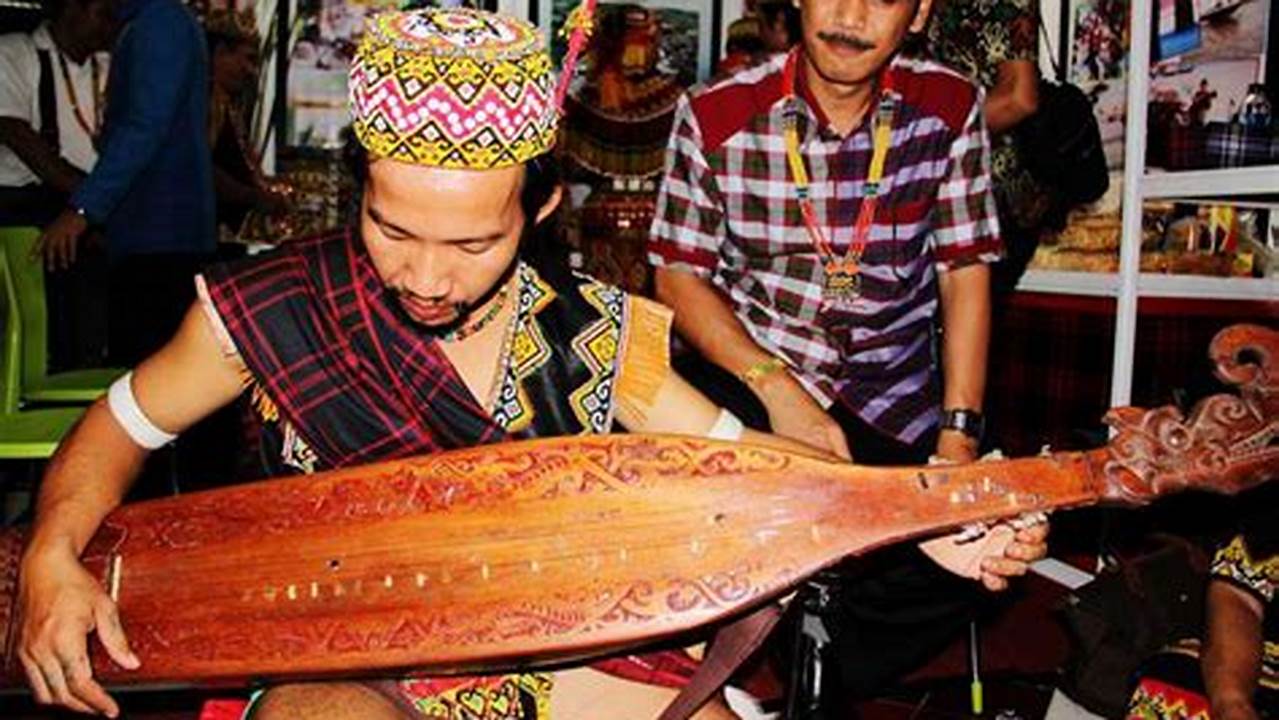 Musik Sape (alat Musik Tradisional), Danau Terbesar