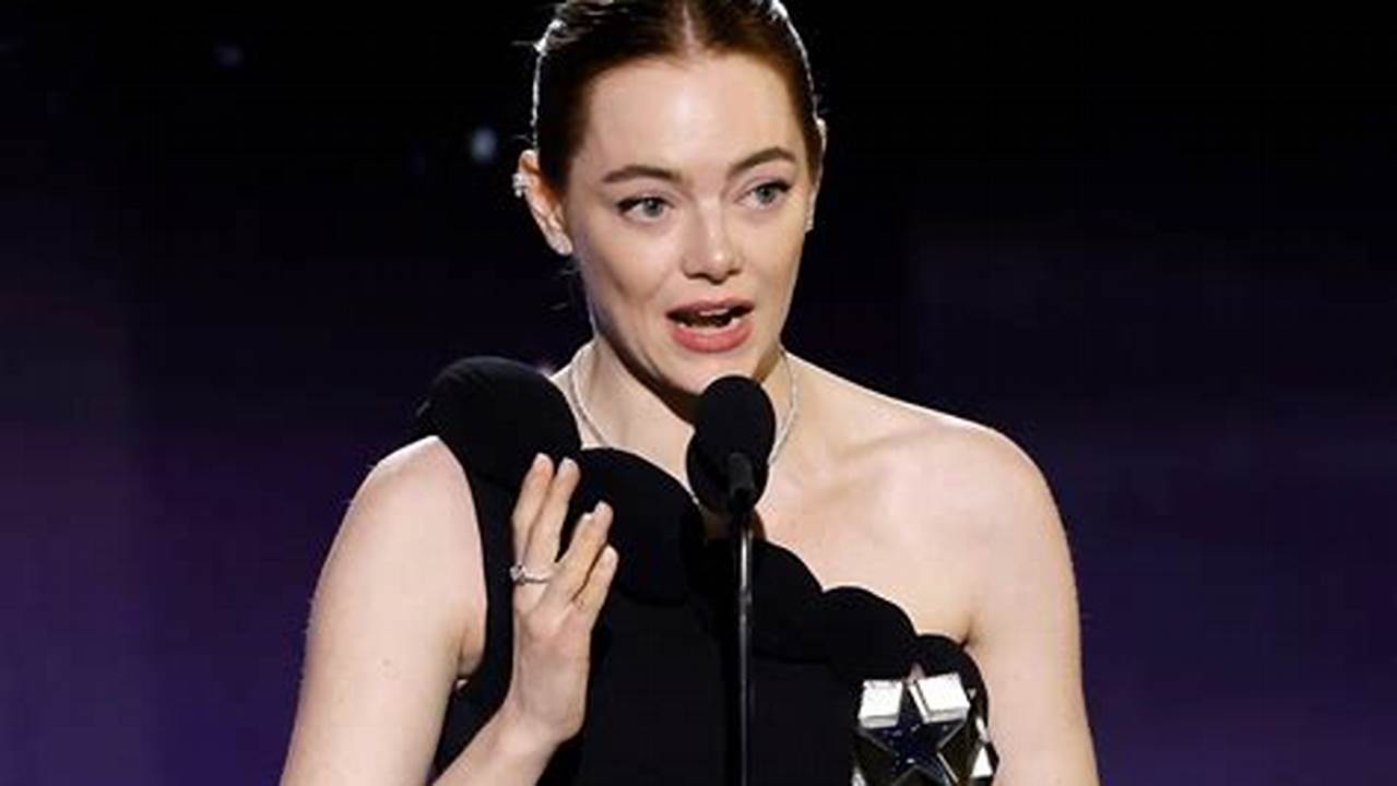 Past Lives Poor Things The Zone Of Interest Emma Stone Accepts The Award For Best Actress In A Leading Role For Poor., 2024