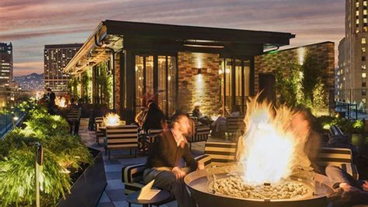 Rooftop Bar And Restaurant, Pet Friendly Hotel