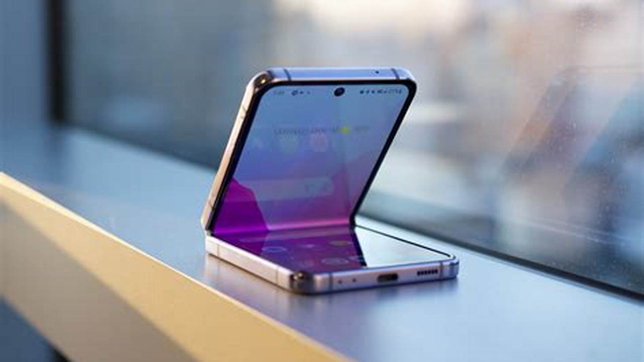 Samsung Flip Phone Reviews 2024