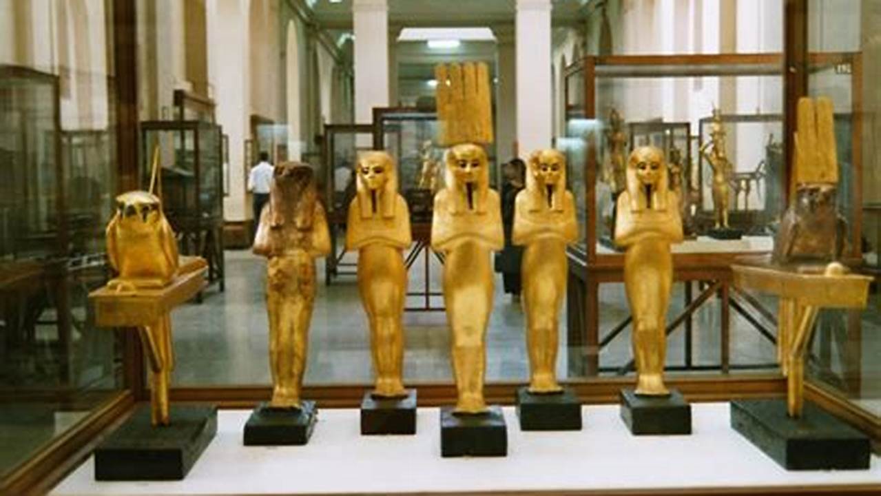 See One Of The World&#039;s Great Collections In The Egyptian Museum., Images