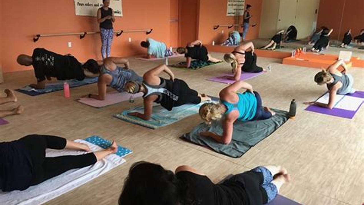 Strength-building, Ash Hot Yoga