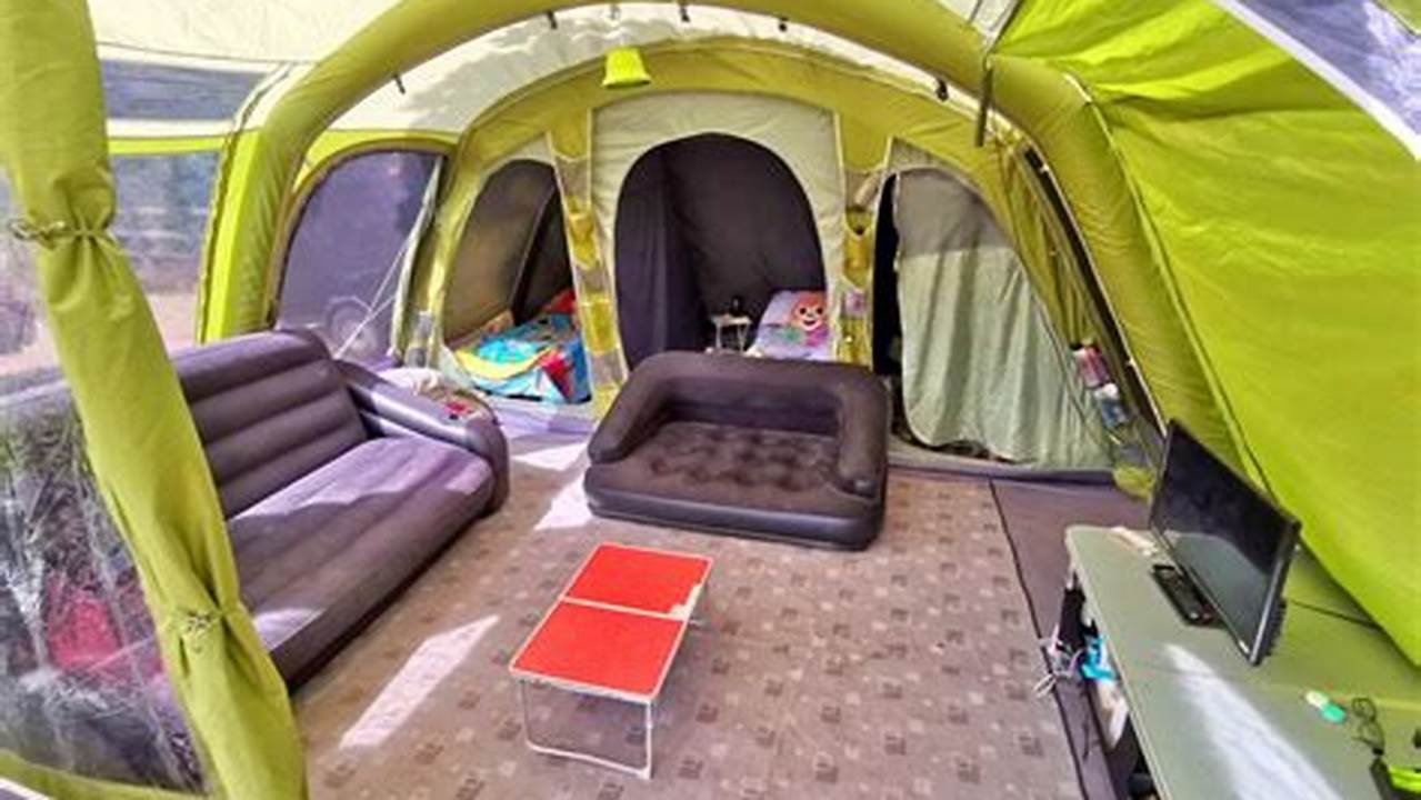 TV Room, Camping