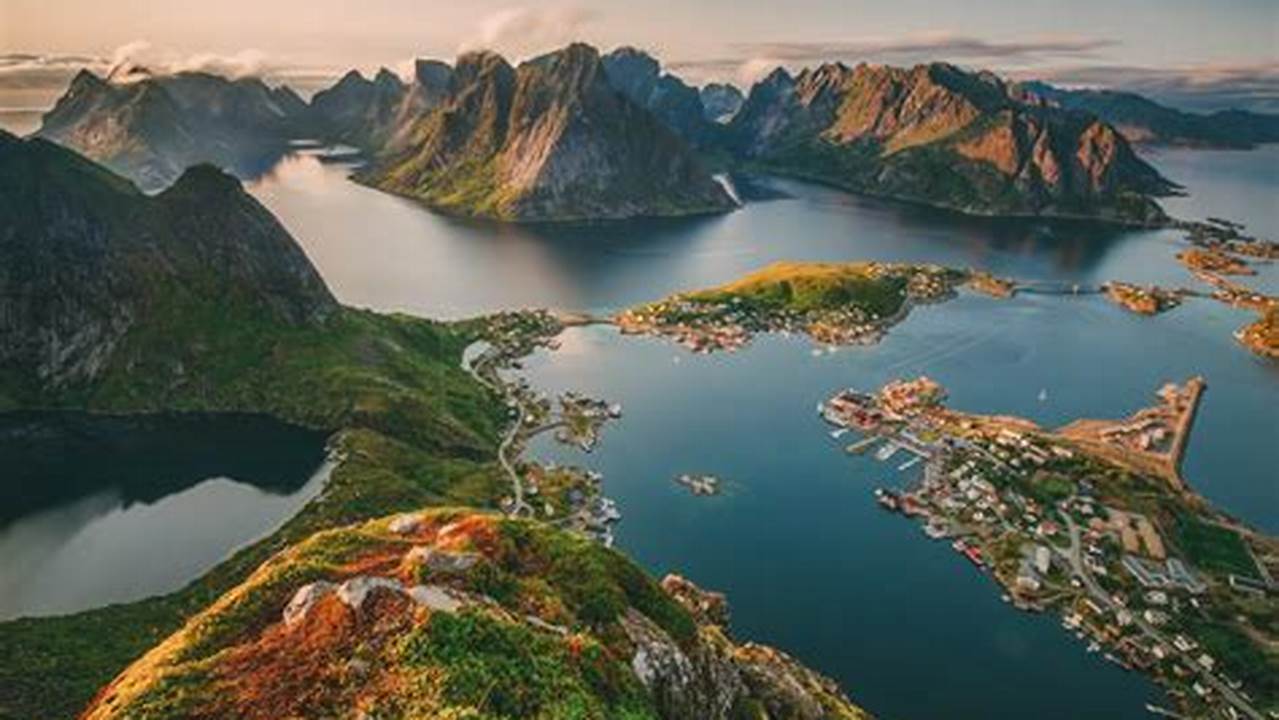 The Lofoten Islands Of Northern Norway Are A Popular Place To Visit., Images