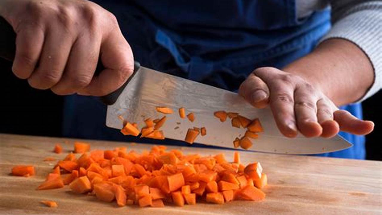 Tips for Perfecting Your Knife Skills in the Kitchen
