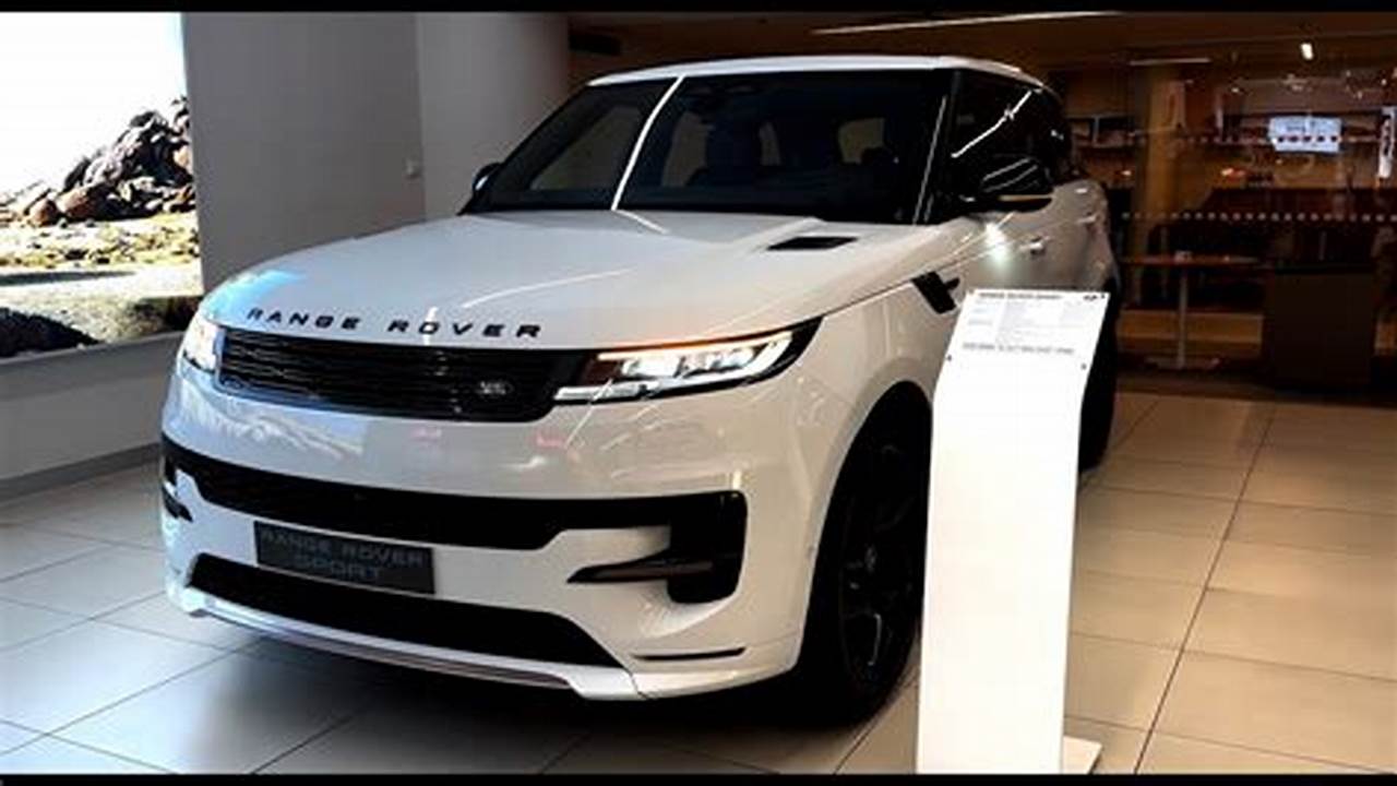 White Range Rover 2024