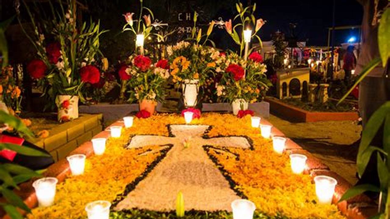How to Visit Day of the Dead Graves in Mexico