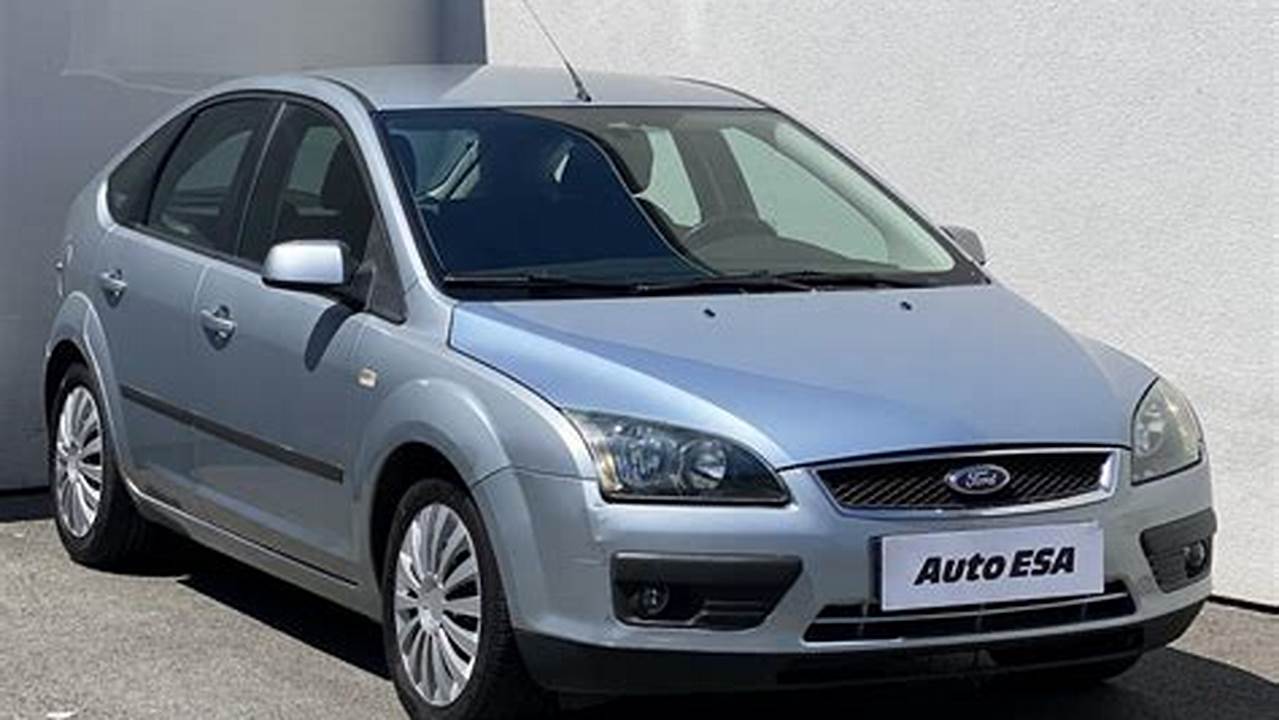 Ford Focus RS (2002) pictures, information & specs