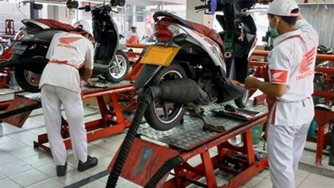 Gaji Mekanik Motor Honda: Berapa dan Unsur-Unsurnya?