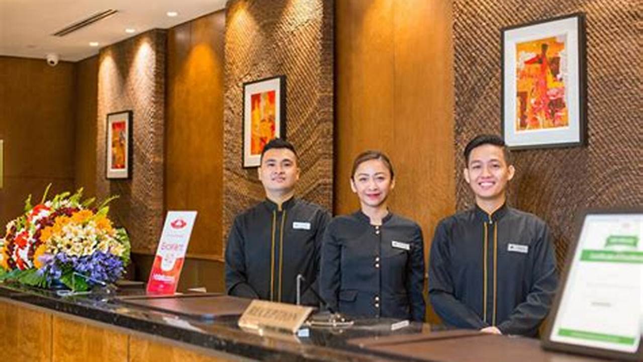 Gaji Resepsionis Hotel: Berapa Penghasilan Mereka?