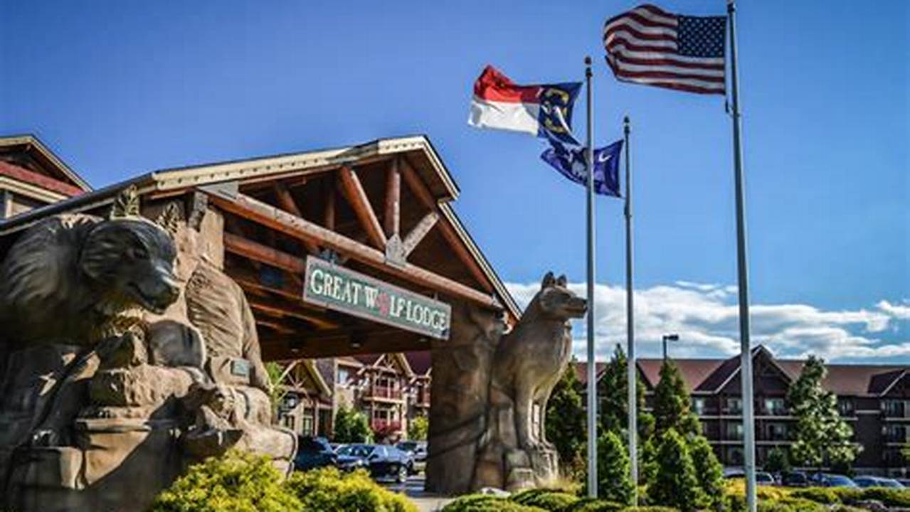 Discover the Ultimate Pet-Friendly Getaway: Great Wolf Lodge NYC with 8 Amazing Benefits!