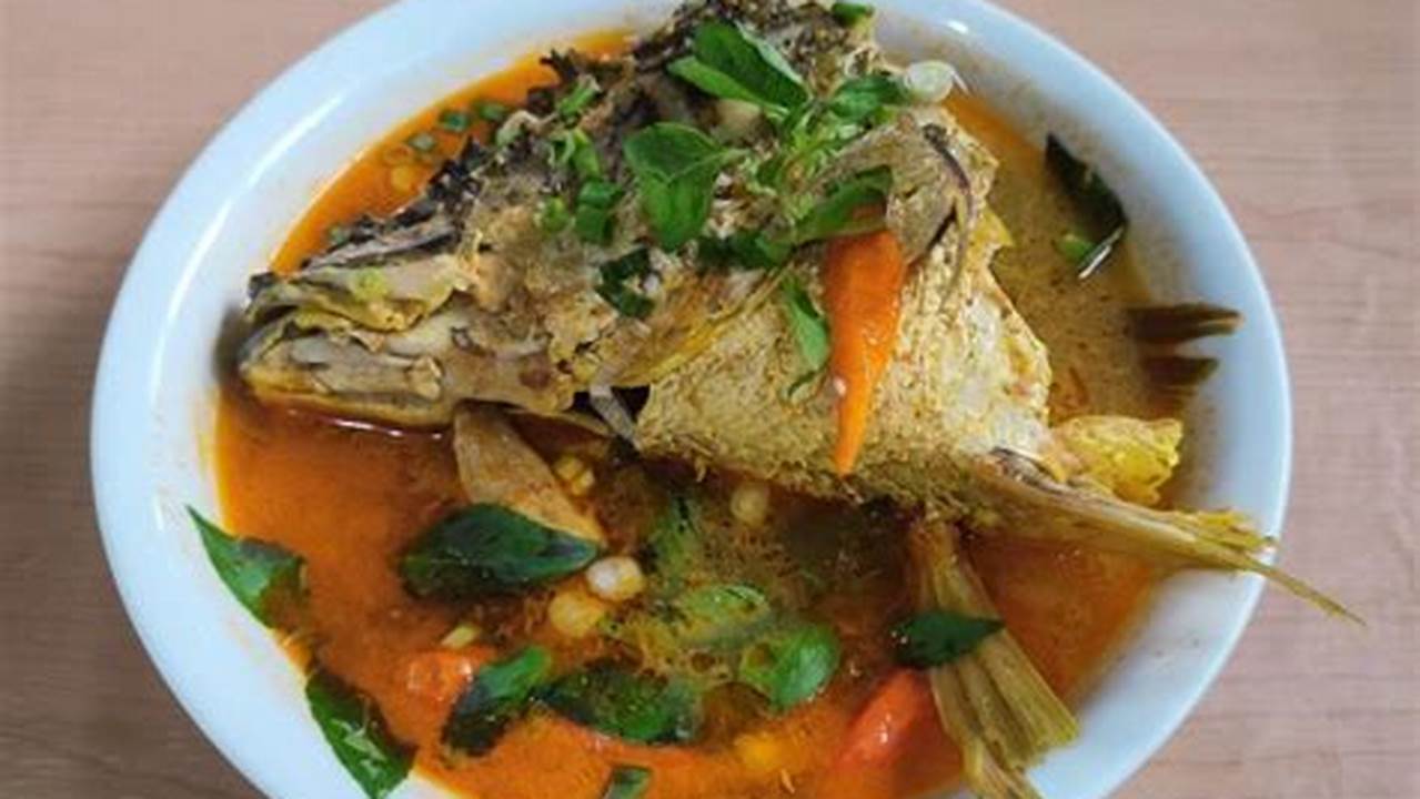 Gulai Kepala Ikan Pak Untung Surabaya: Nikmatnya Kuliner Legendaris