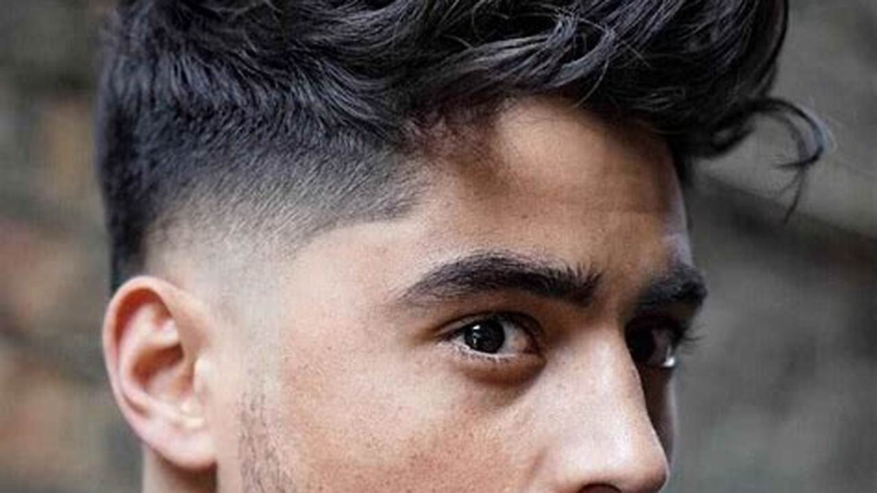 Rahasia Terkuak: Panduan Hairstyle Pria Rambut Ikal untuk Penampilan Menawan