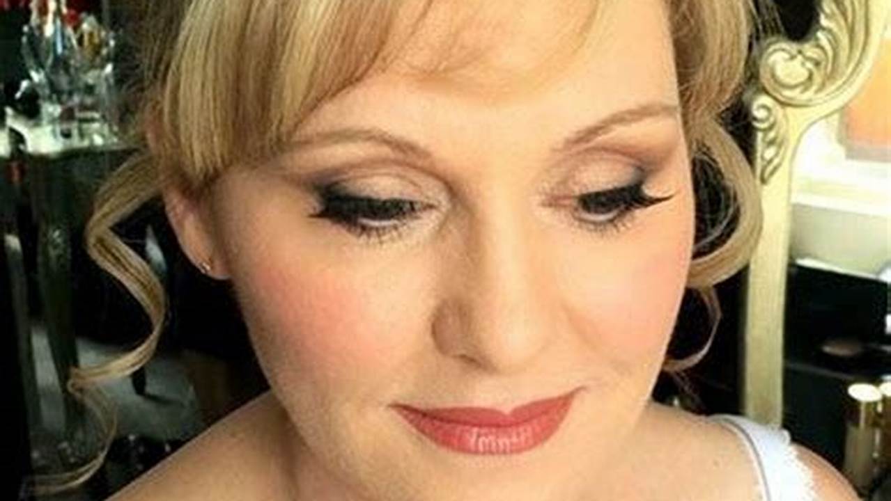 Mother of the Bride Makeup: Timeless Beauty for a Special Day