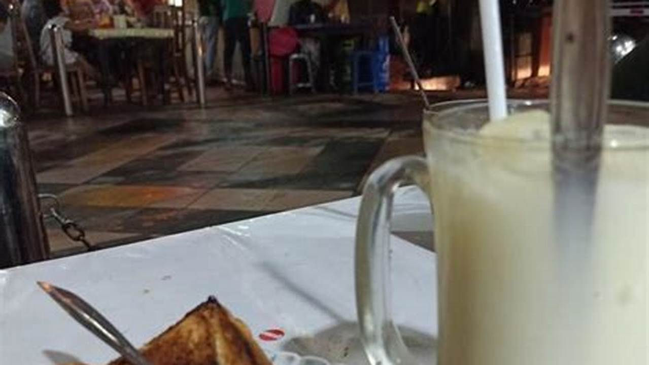 Roti Bakar Idola dan Susu Sapi Murni: Rahasia Kuliner Terungkap!