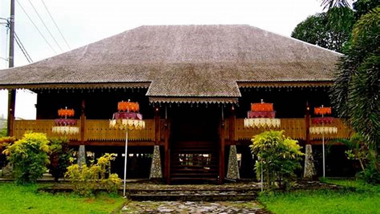 Rumah Adat Bangka Belitung: Mengenal Keunikan dan Filosofi Tradisional