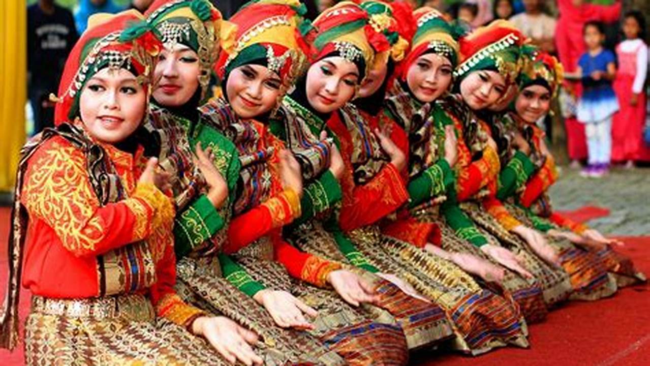Mengenal Tari Saman: Warisan Budaya Sumatera yang Mendunia