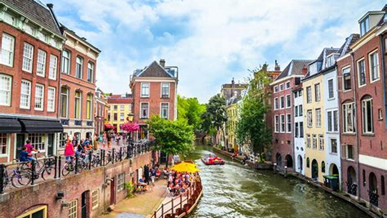Utrecht: Menjelajahi Kota kanal dan Sejarah Melalui Tur Jalan Kaki