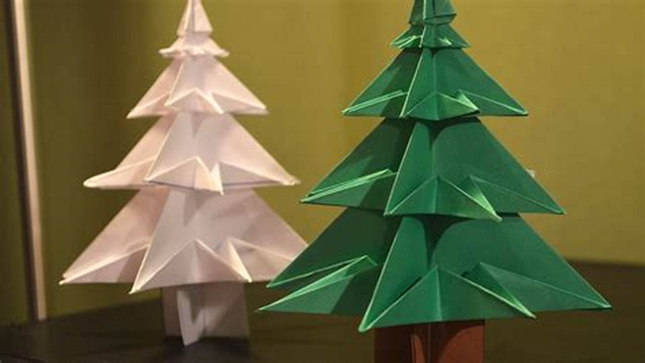 How to Make an Origami Christmas Tree