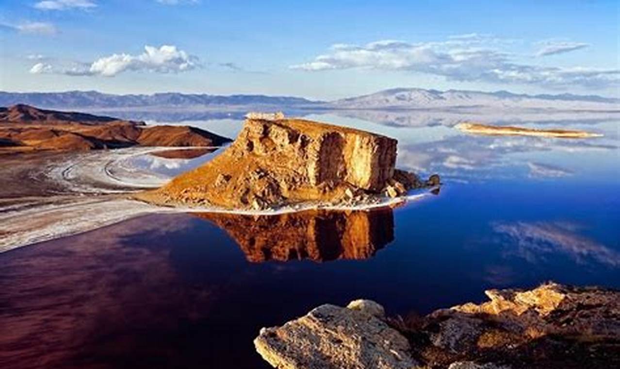 15 Fakta Unik Danau Urmia