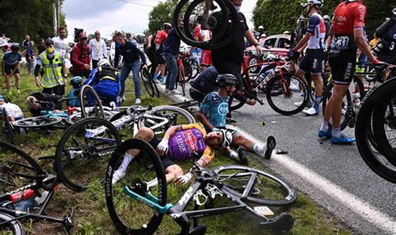 2024 Tour De France Crash