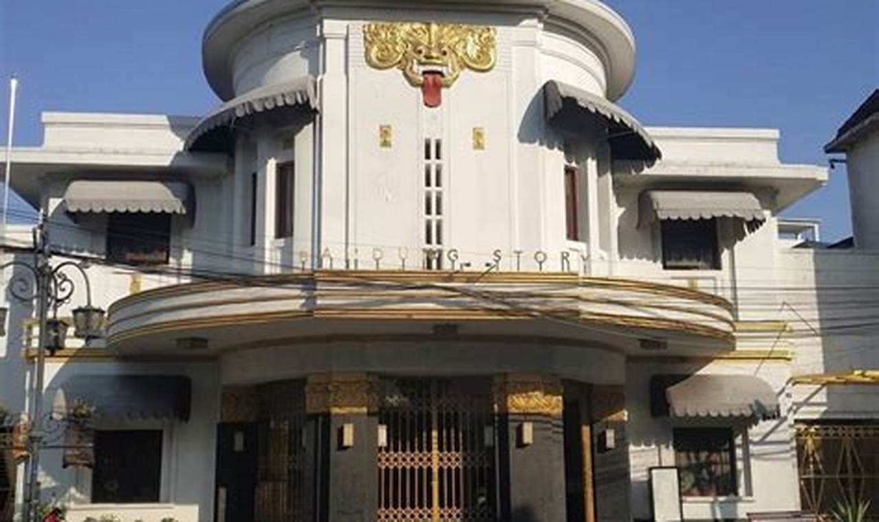 7 Hotel Bersejarah di Indonesia yang Menawarkan Pengalaman Unik
