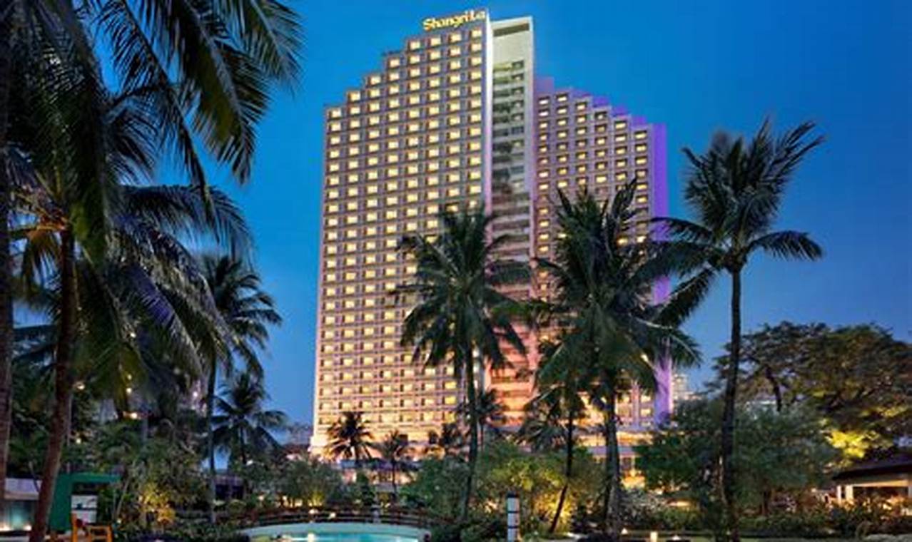 7 Hotel Terbaik di Indonesia dengan Layanan Kamar Mewah