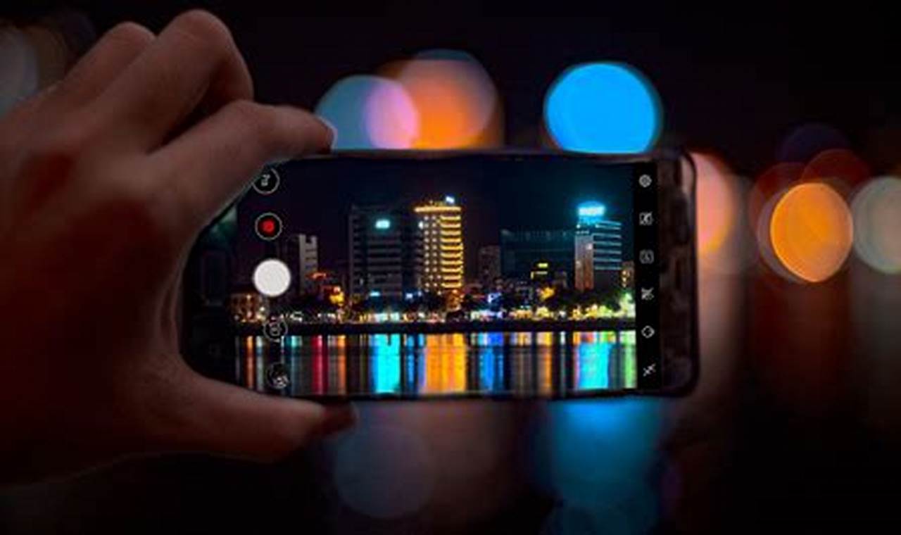 8 Rekomendasi Smartphone Terbaik dengan Mode Malam untuk Foto Terang di Kondisi Rendah Cahaya