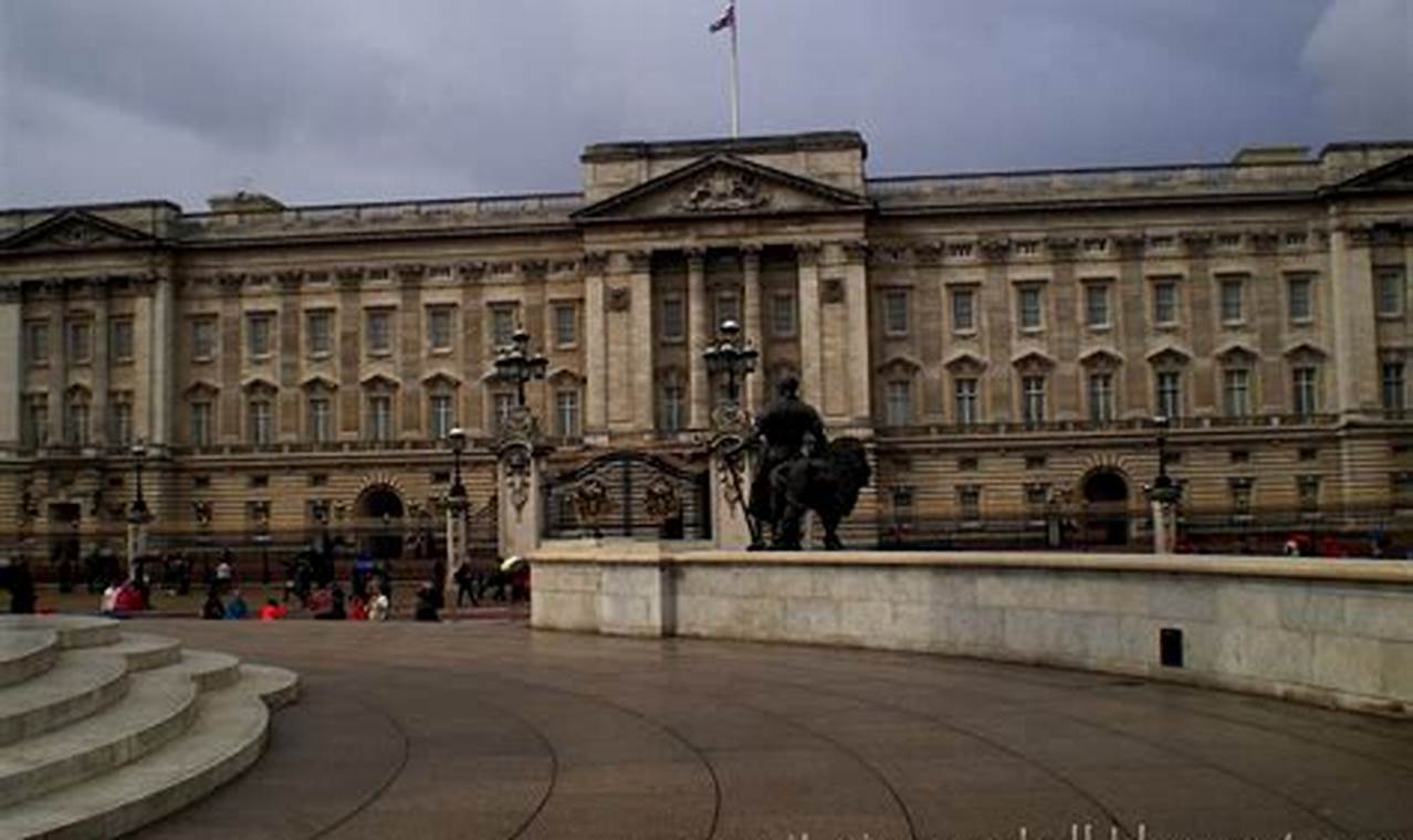 Buckingham Palace Bells Ringing March 2024