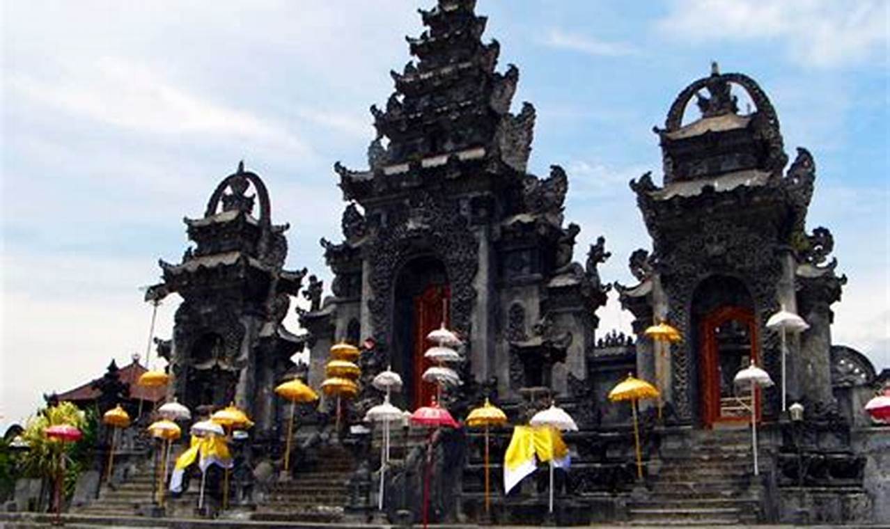Destinasi Wisata Religius di Asia: 15 Tempat Suci untuk Beribadah dan Bermeditasi