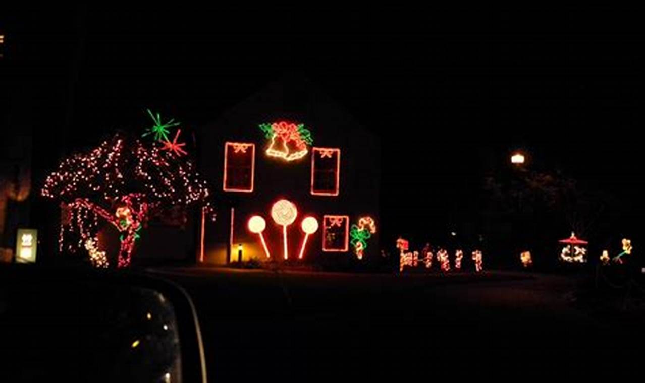 Dorothy B Oven Christmas Lights 2024