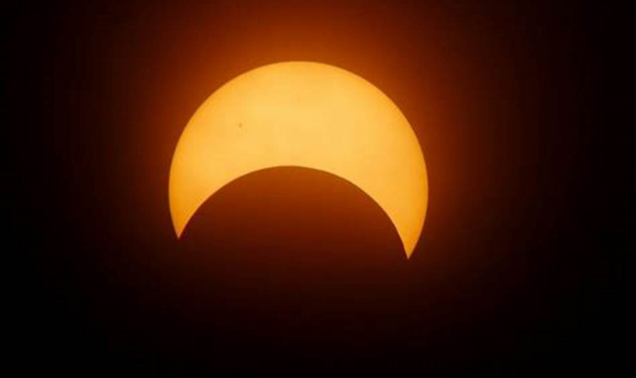Eclipse Solar Del 14 De Octubre De 2024 En Vivo