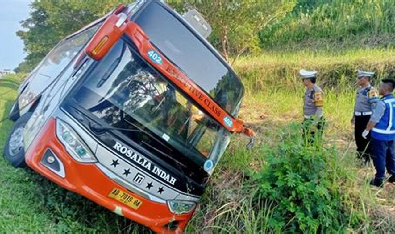 Fakta-fakta Kecelakaan Bus Rosalia Indah di Tol Batang