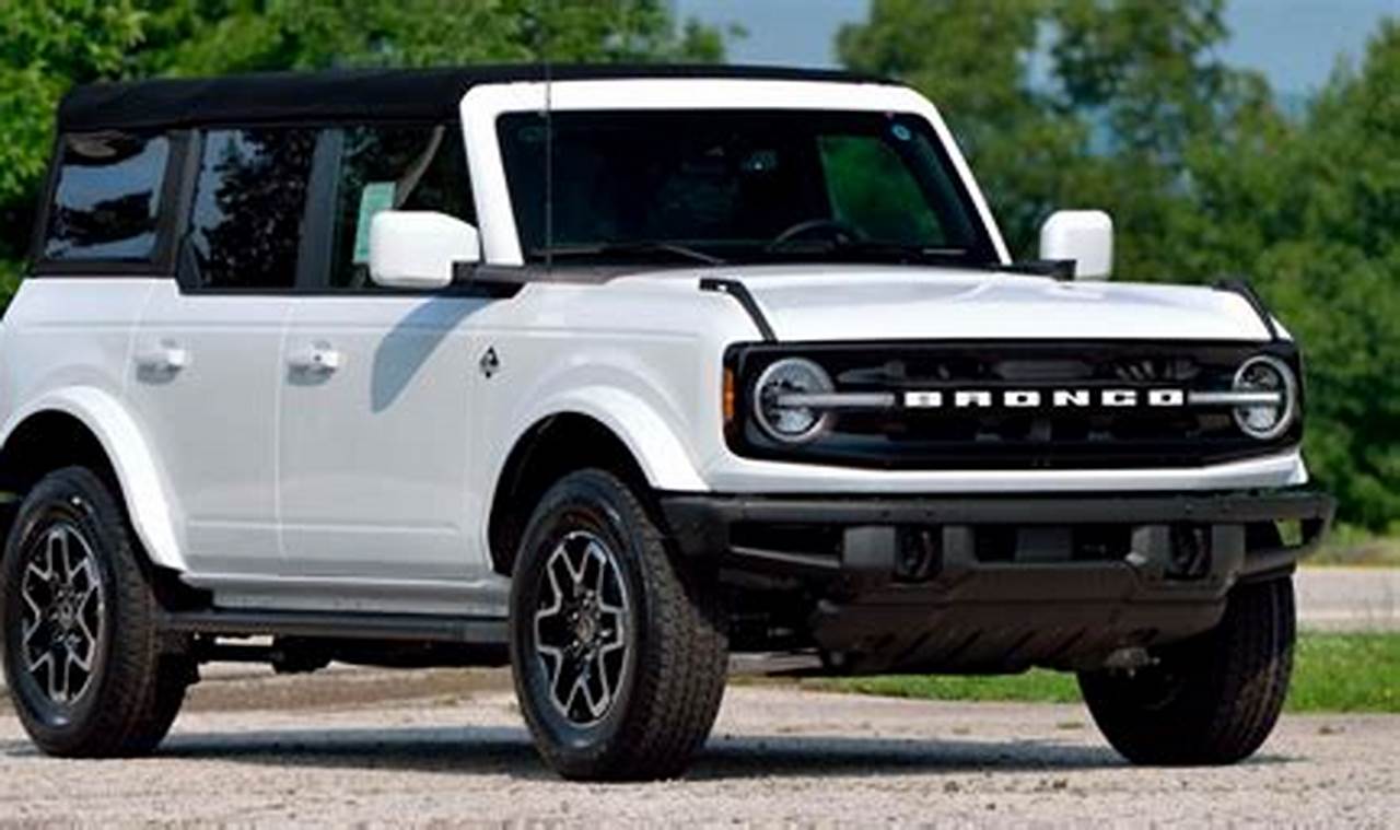 Ford Bronco Outer Banks 2024