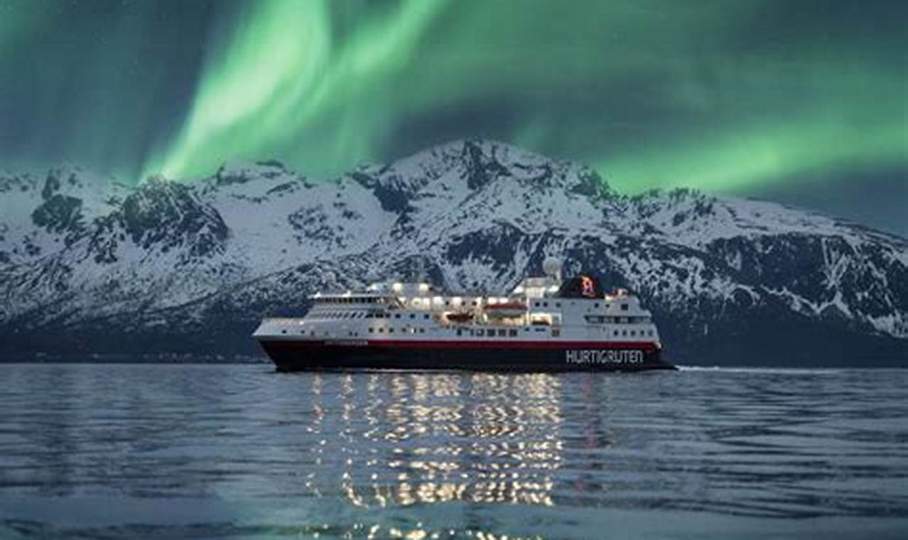 Northern Lights Cruises 2024