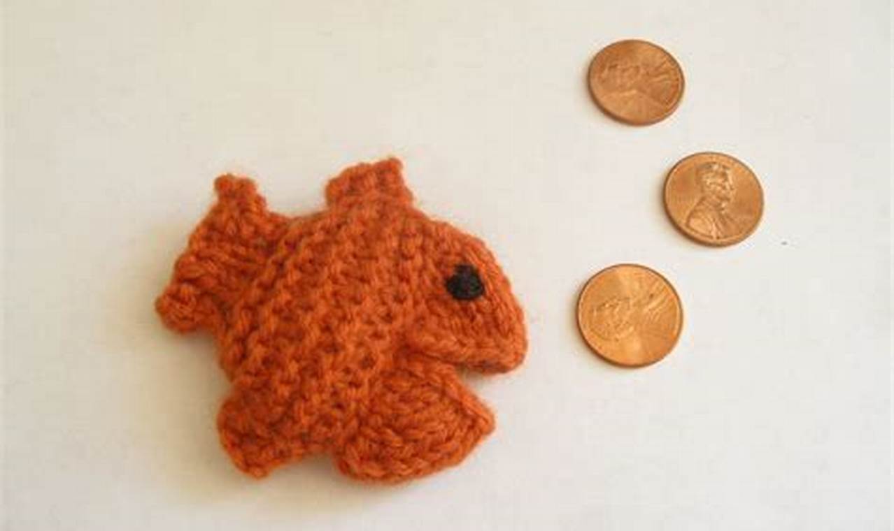 Simple Knitted Fish Pattern