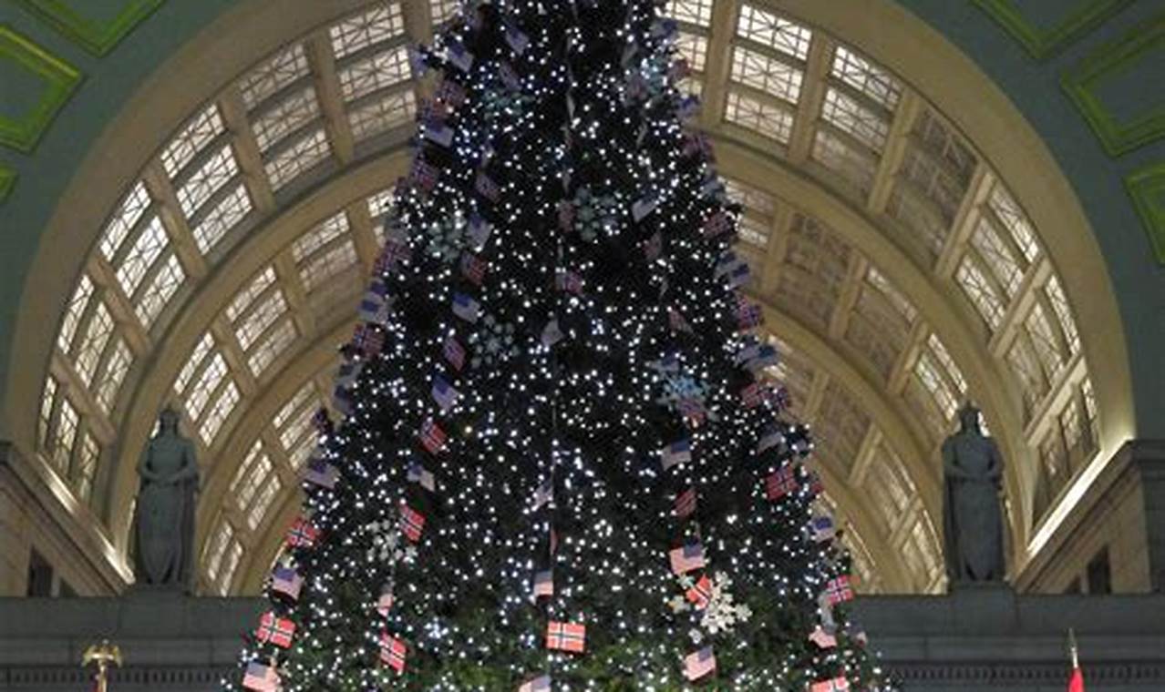 Union Station Tree Lighting 2024