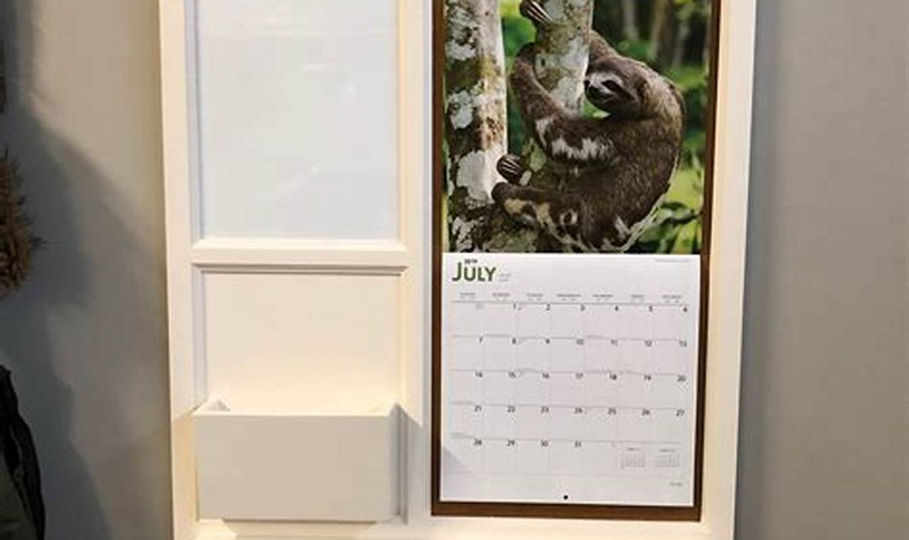 Wall Calendar Holder