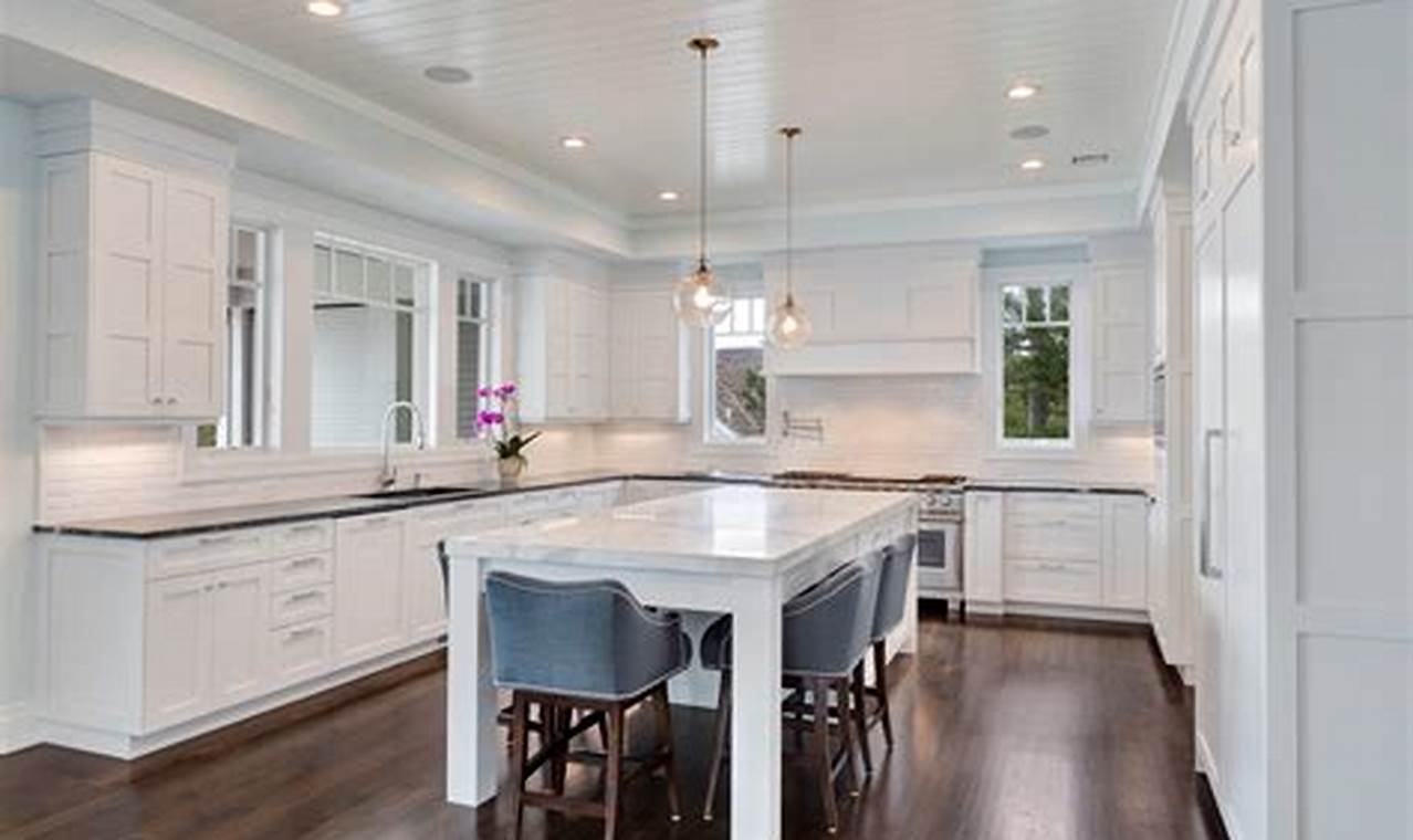 White Kitchen Cabinets