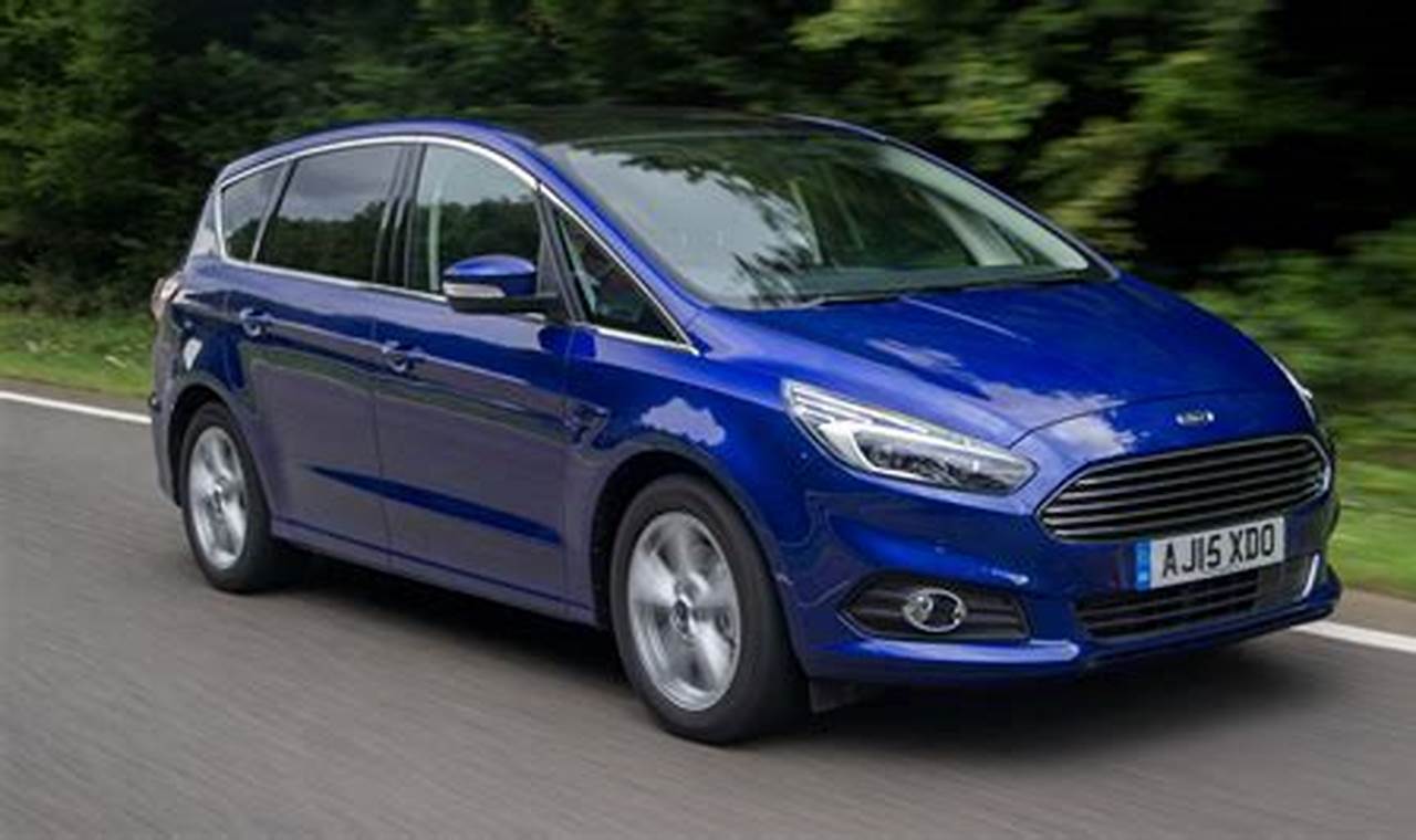 Nový Ford SMax je naladěný na komfort. Sportovnější úpravu vyměnil za