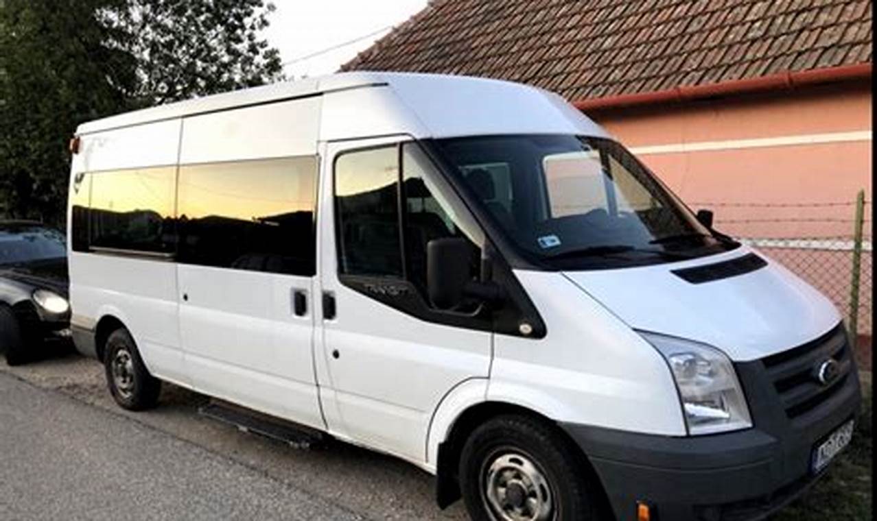 Ford Transit 9 személyes kisbusz bérlés Győrben