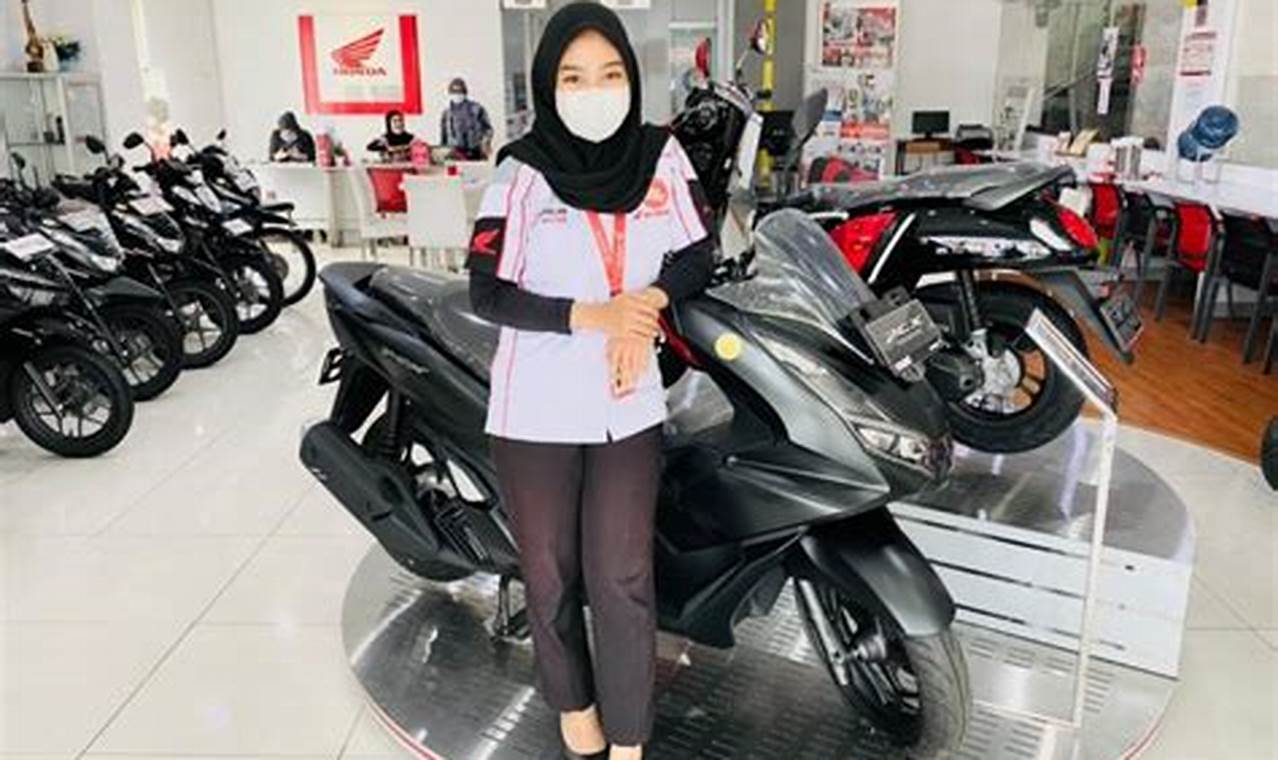 gaji sales motor honda