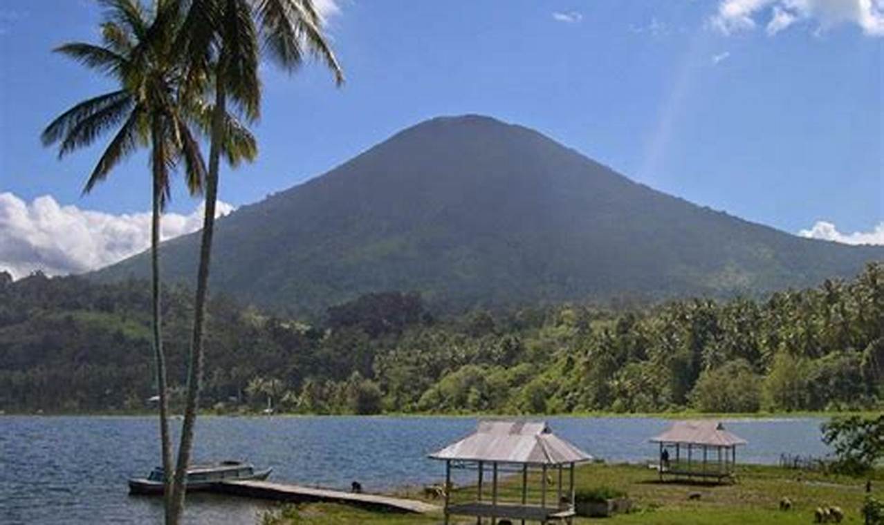 Daftar Gunung di Lampung: Tujuan Wisata Alam yang Menakjubkan