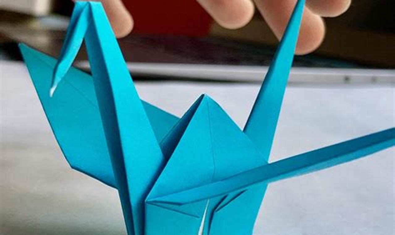 how to make an origami crane with square paper